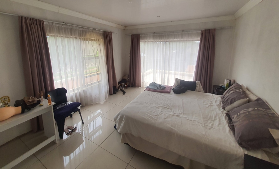 5 Bedroom Property for Sale in Melodie North West